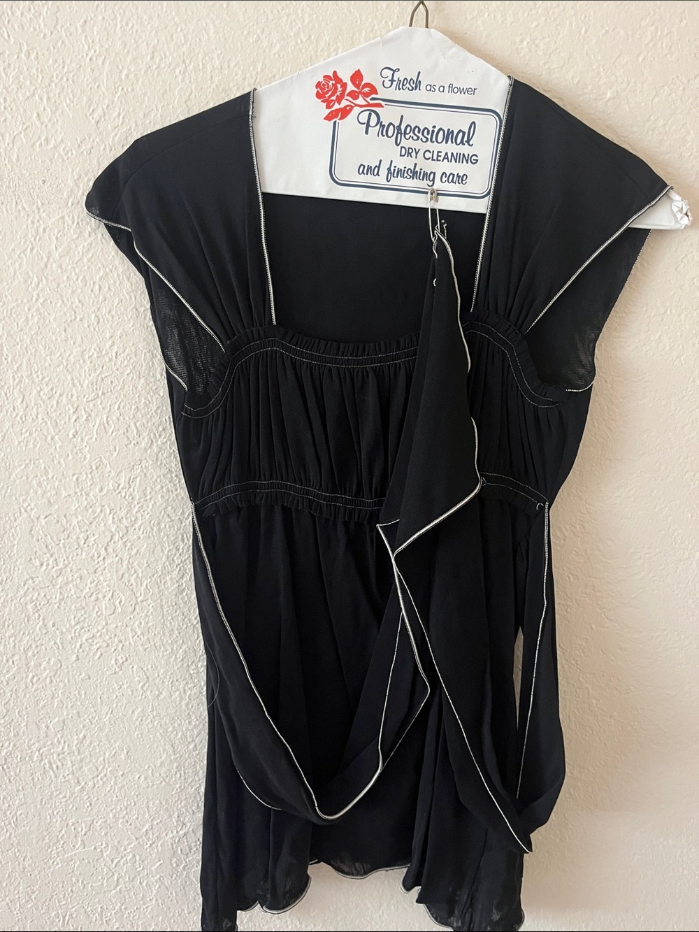 Max Studio Black Draped Short Sleeve Tunic with Contrast Trim